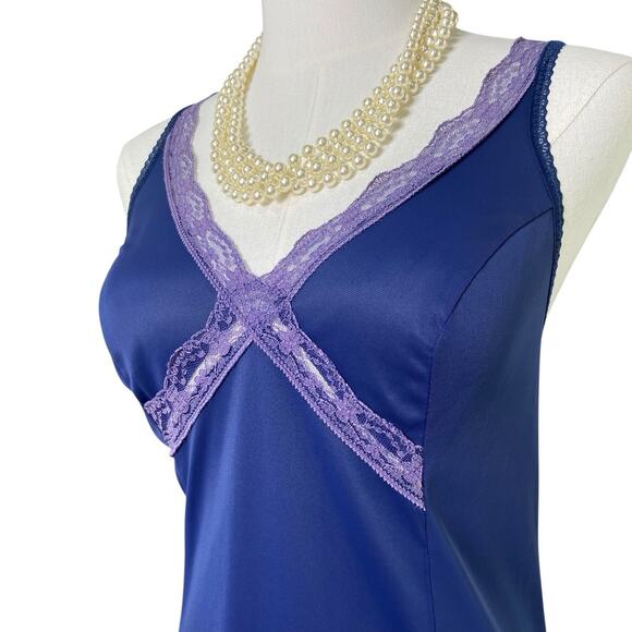 Vintage 1973 Navy Blue Nylon Purple Lace Trim Full Slip Dress Women's Size M - Picture 6 of 10